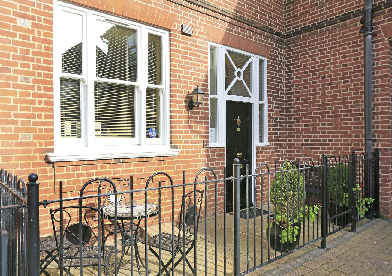 3 Eversley Court (SL135) Suffolk Secrets